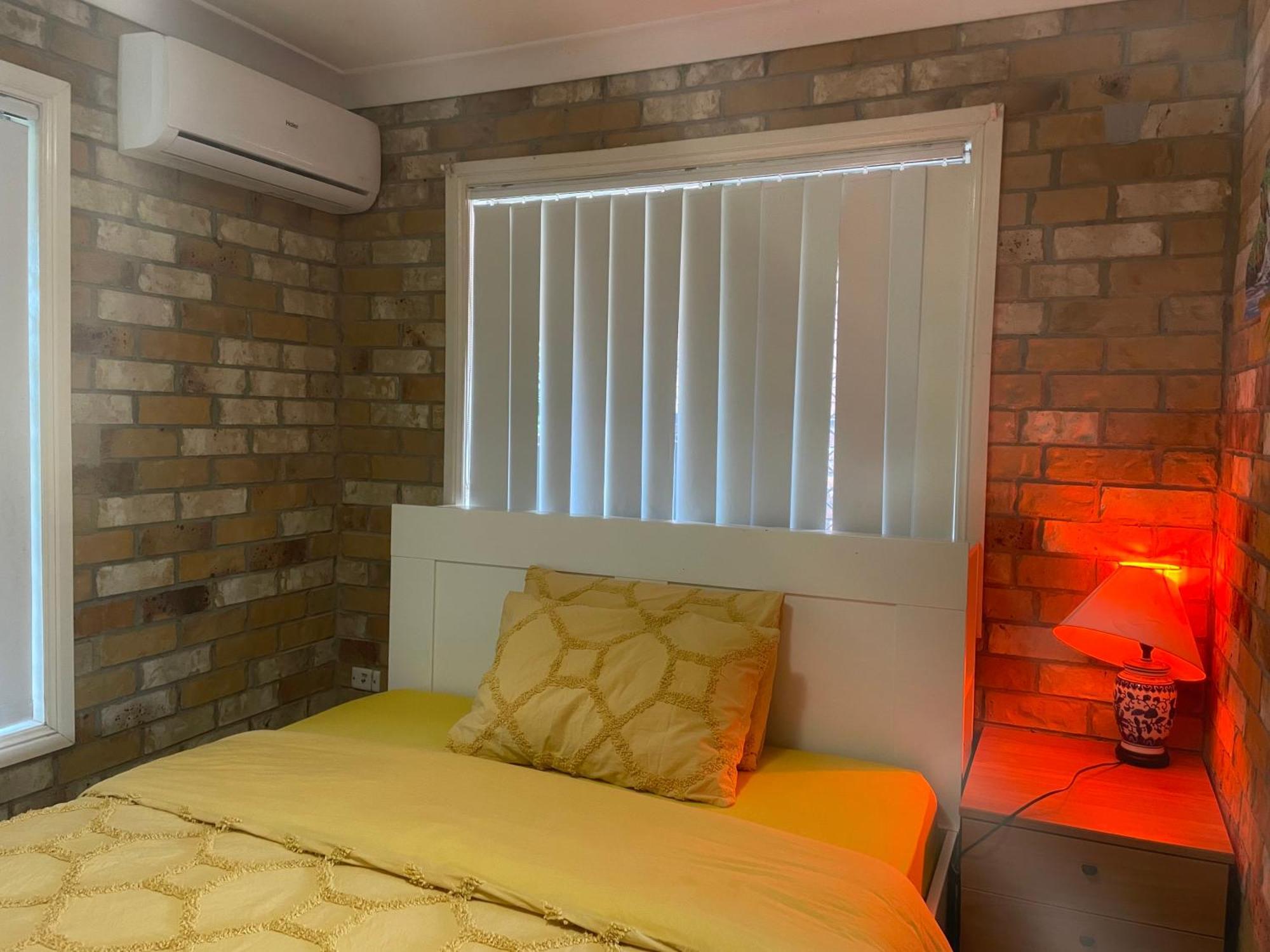 Spacious Studio Unit Rochedale South Bagian luar foto