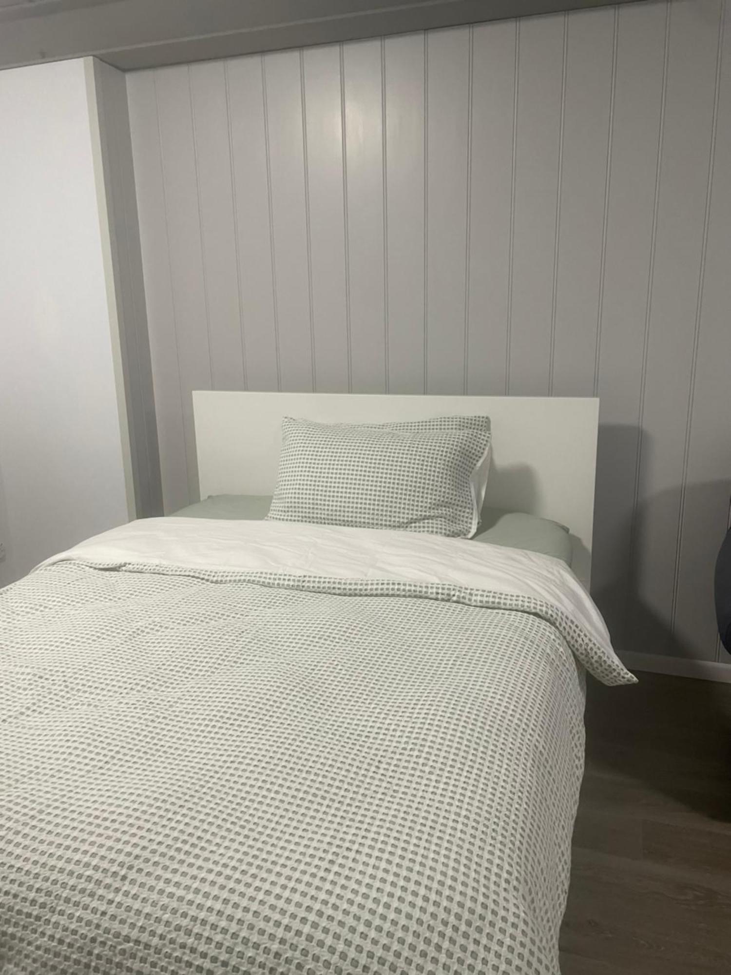Spacious Studio Unit Rochedale South Bagian luar foto