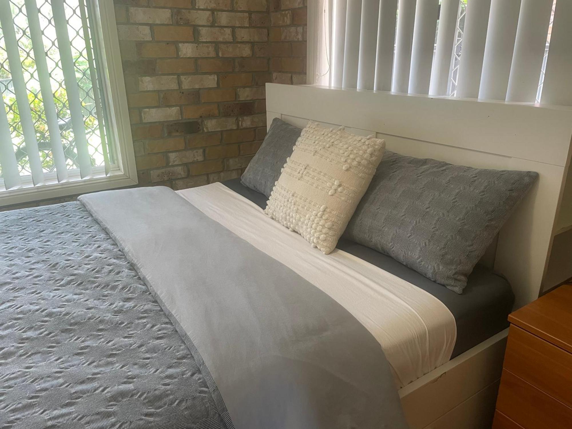 Spacious Studio Unit Rochedale South Bagian luar foto